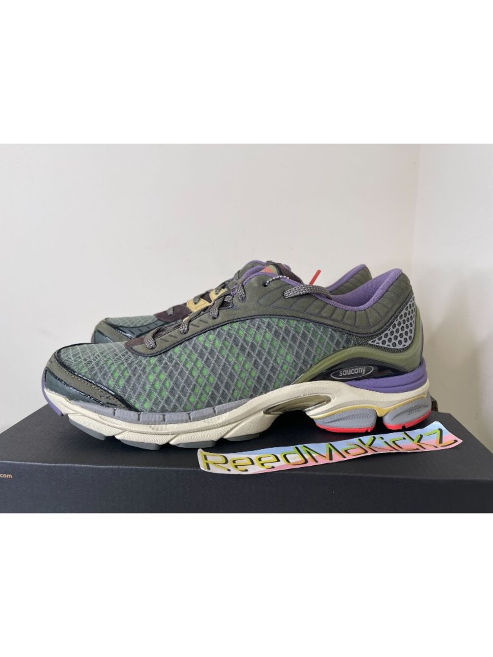 Saucony Progrid Paramount A-Feeling Science of Wow Mens